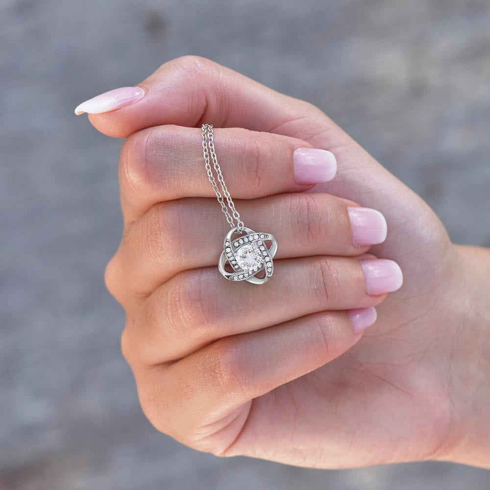 Gift From Daughter, To My Beautiful Mom, Happy Mother's Day “You Are The Woman I Admire“ Love Knot Necklace