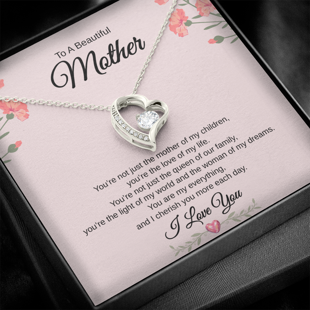 Gift To A Beautiful Mother "The Queen Of Our Family, I Love You Completely" Forever Love Necklace