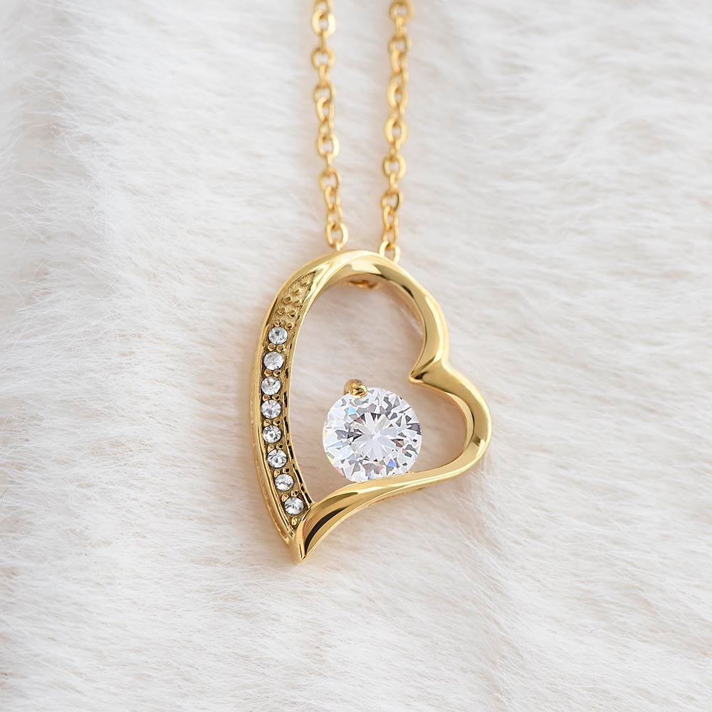 Gift To A Beautiful Mother "The Queen Of Our Family, I Love You Completely" Forever Love Necklace