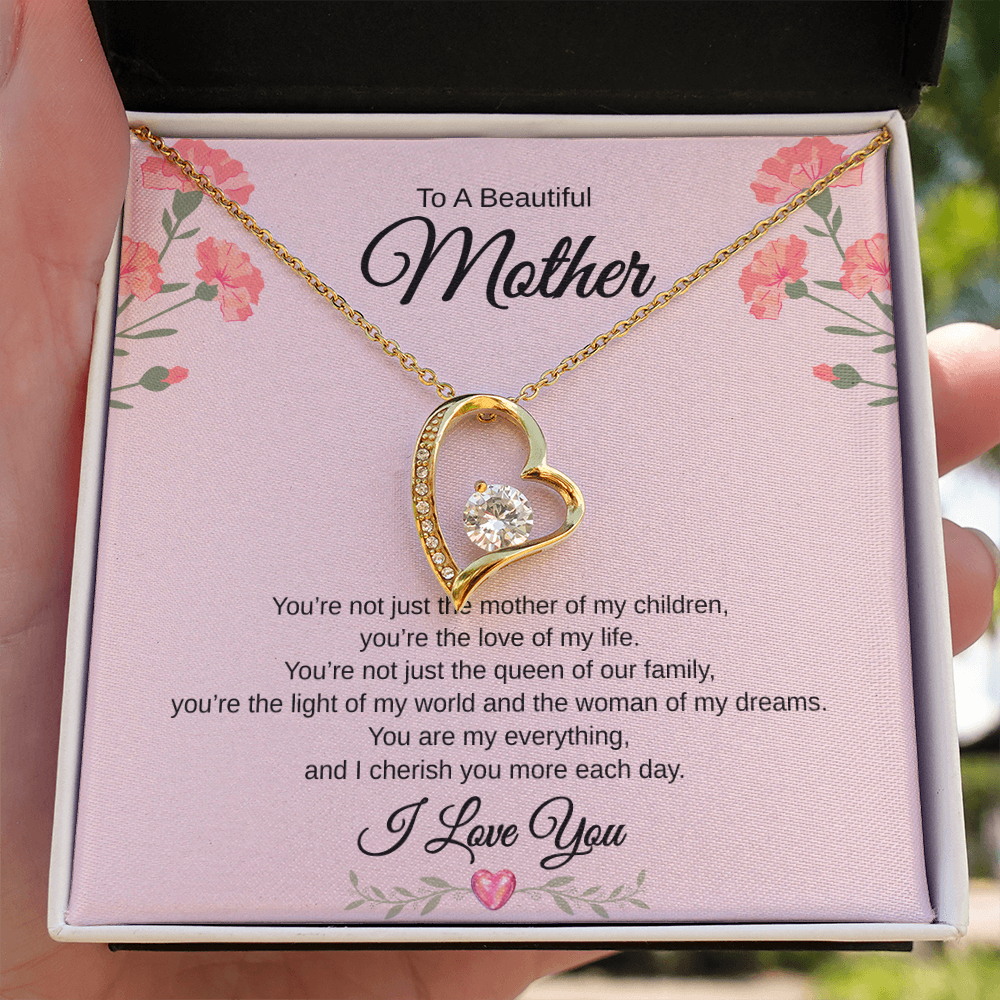 Gift To A Beautiful Mother "The Queen Of Our Family, I Love You Completely" Forever Love Necklace