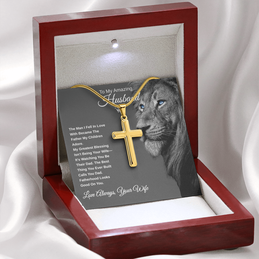 Gift To My Amazing Husband From Wife "The Best Husband. The Best Dad” Cross Chain Necklace